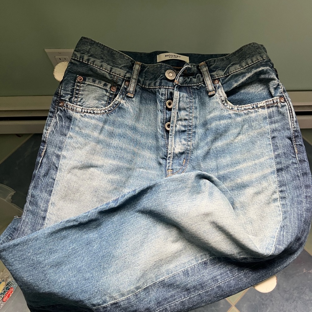 Moussy Vintage Clermont Two-Tone Light Blue Straight-Leg Jeans. NWOT - Picture 4 of 7